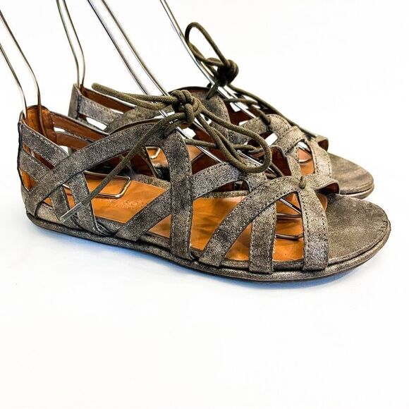 🍋 Gentle Souls by Kenneth Cole Break My Heart Gladiator Sandals in Bronze 6.5 - Picture 2 of 6